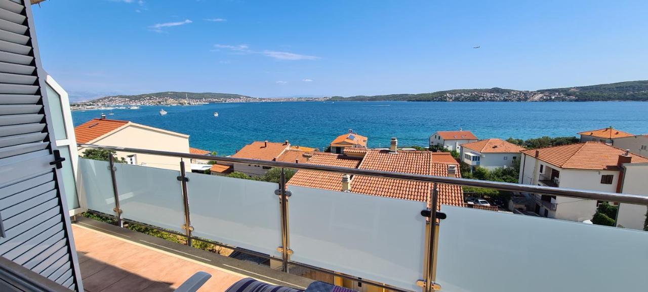 Apartmani Gizela Donji Seget Exterior photo