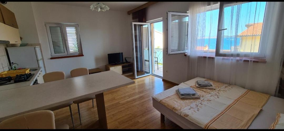 Apartmani Gizela Donji Seget Room photo