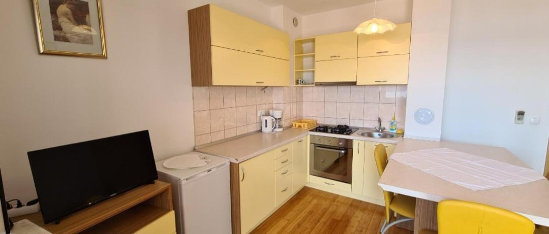 Apartmani Gizela Donji Seget Room photo