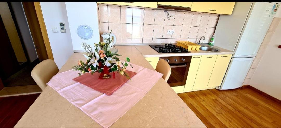 Apartmani Gizela Donji Seget Room photo